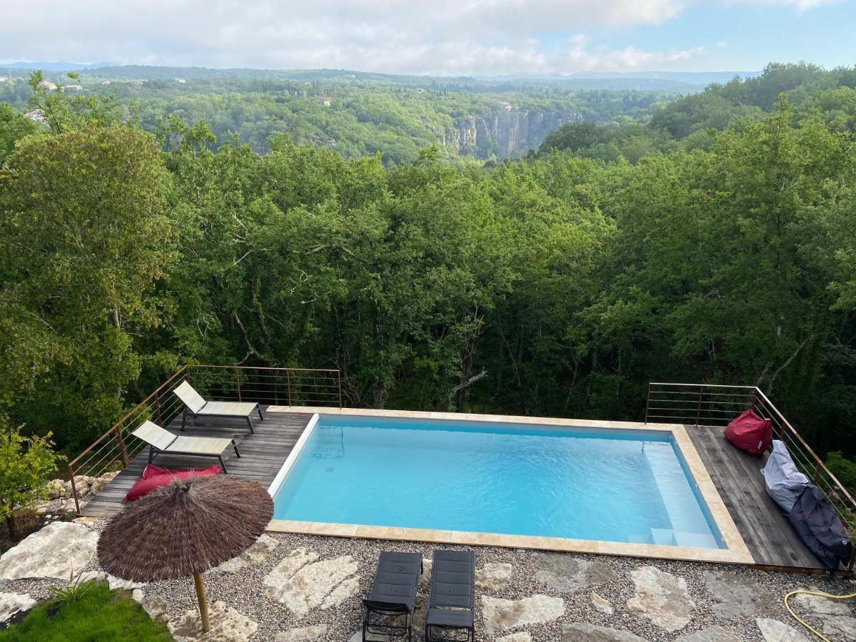 Gites Des Falaises De La Beaume ลาโบม ภายนอก รูปภาพ